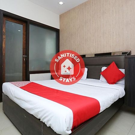 OYO 6325 Hotel Kiran Rāipur Exterior foto